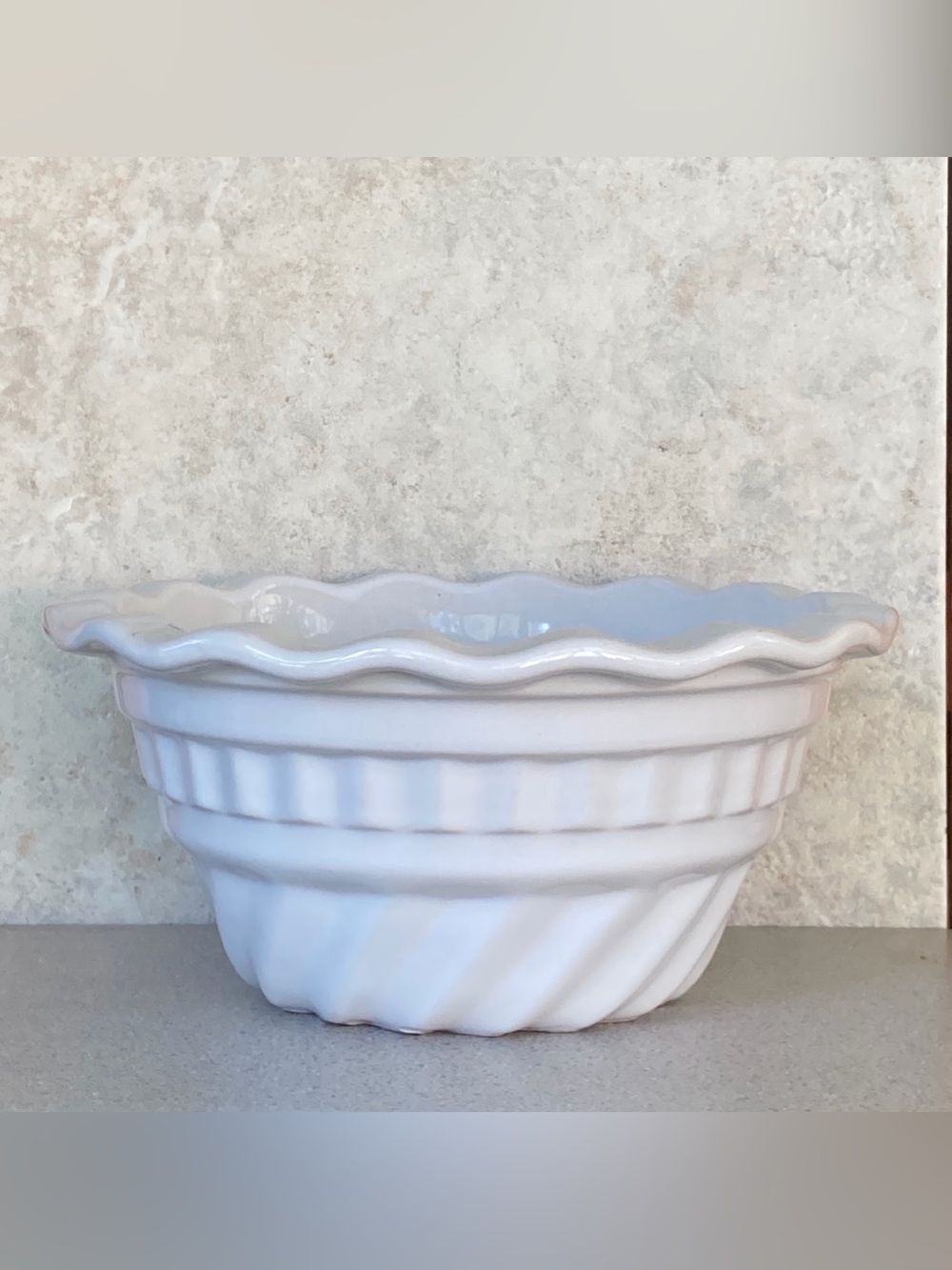 Vintage 1970s Emile Henry France Ceramic Fluted Ring Mold 61-74 | Pristine White